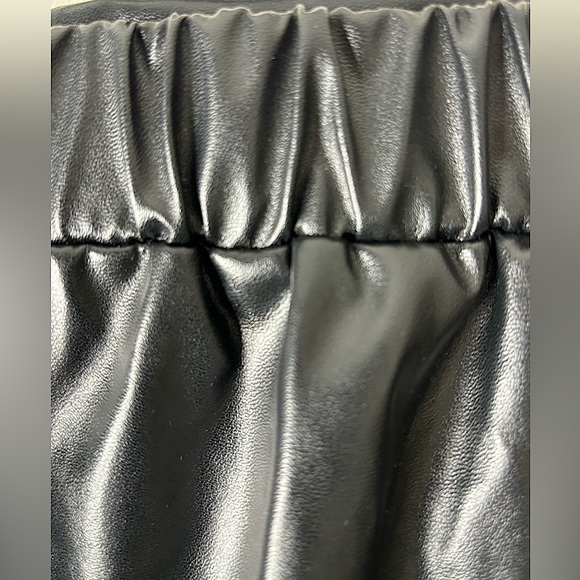 Floerns Faux Leather Skirt - Picture 6 of 6